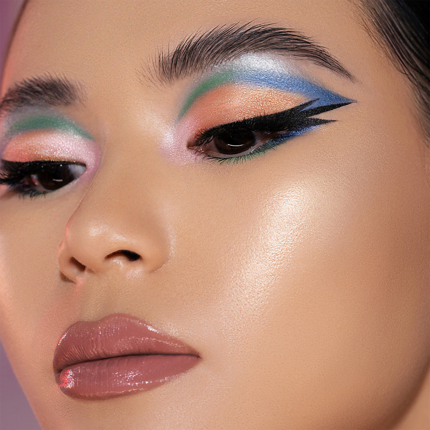PASTEL PLEXI GLOW HIGHLIGHTER (ILUMINADOR FACIAL)